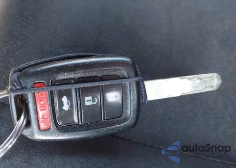 2016 Honda Civic Lx z USA, uszkodzony, nr VIN 19XFC2F53GE099656